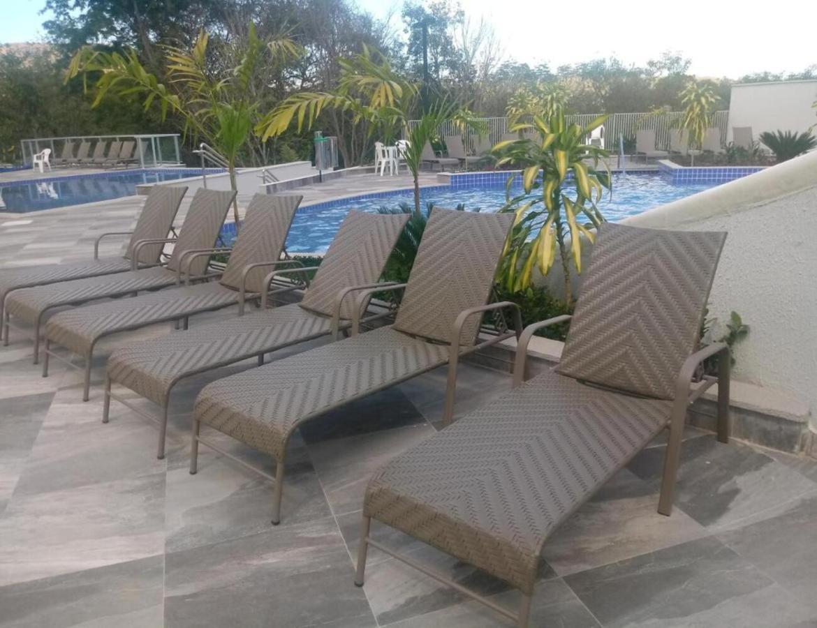 Park Veredas Flat 710 Perto Do Hot Park Com Rio Dentro Do